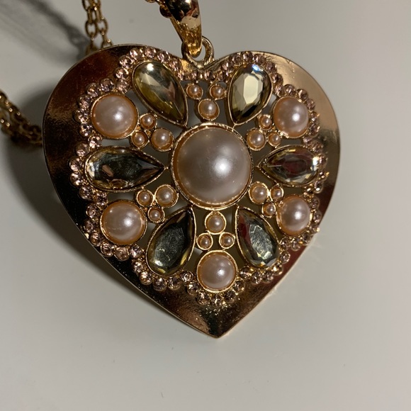 Heart necklace - Picture 2 of 4